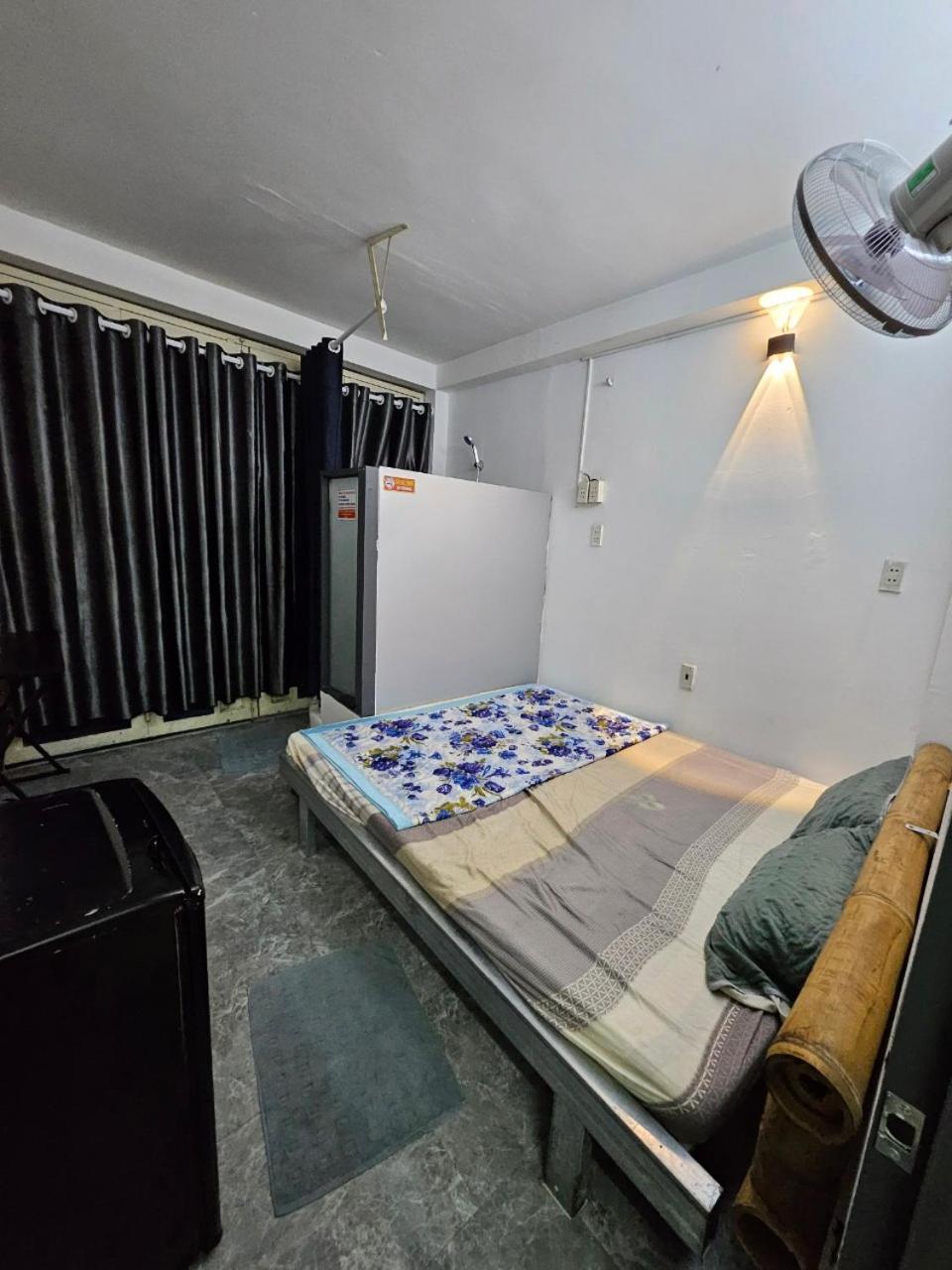 Homestay 26 Nguyen Van Lac Ho Chi Minh City Exterior photo